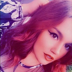 Meet your Posher, Breanna